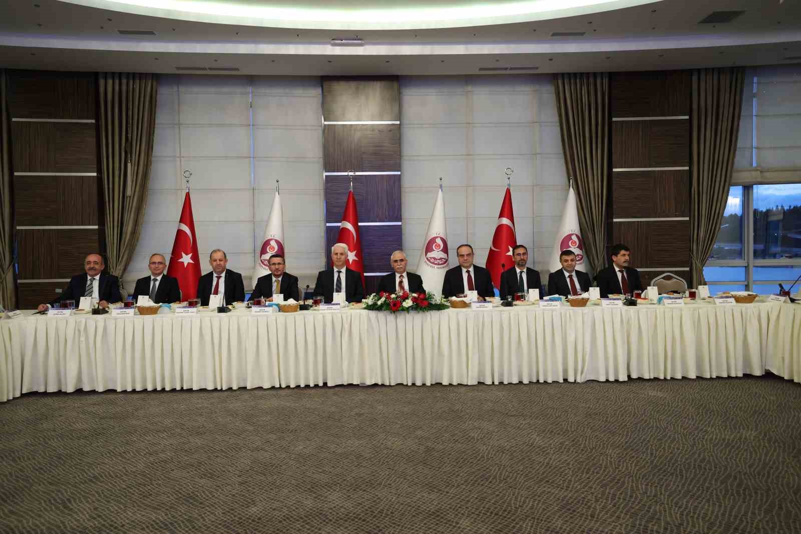 aym baskani ozkaya aihm kararlarina iliskin icra sureci henuz tamamlanmayan 83 karar bulunuyor 2 Mri1chu2
