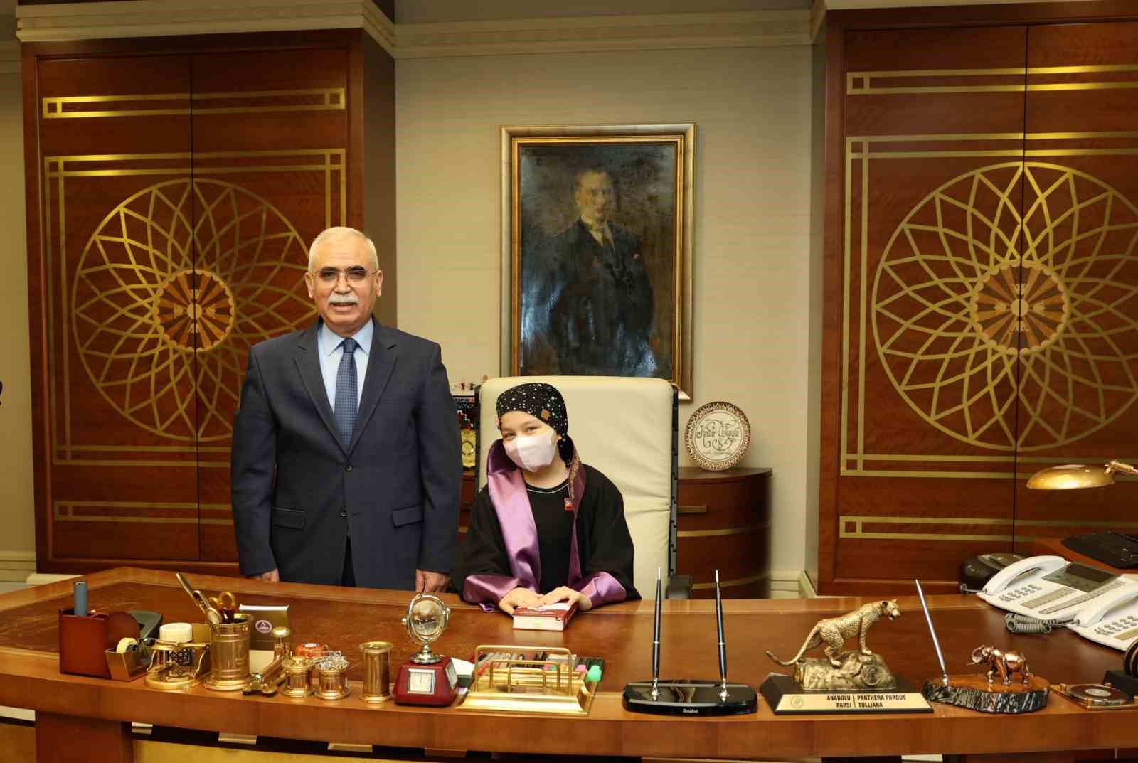 aym baskani ozkaya losemi tedavisi goren cocuklari misafir etti 0