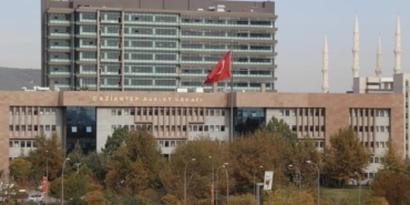 aynalarin-carpmasi-sonucu-cikan-kavgada-oldurulen-abdurrahman-cengizin-davasina-devam-edildi-Wq1GiGec.jpg