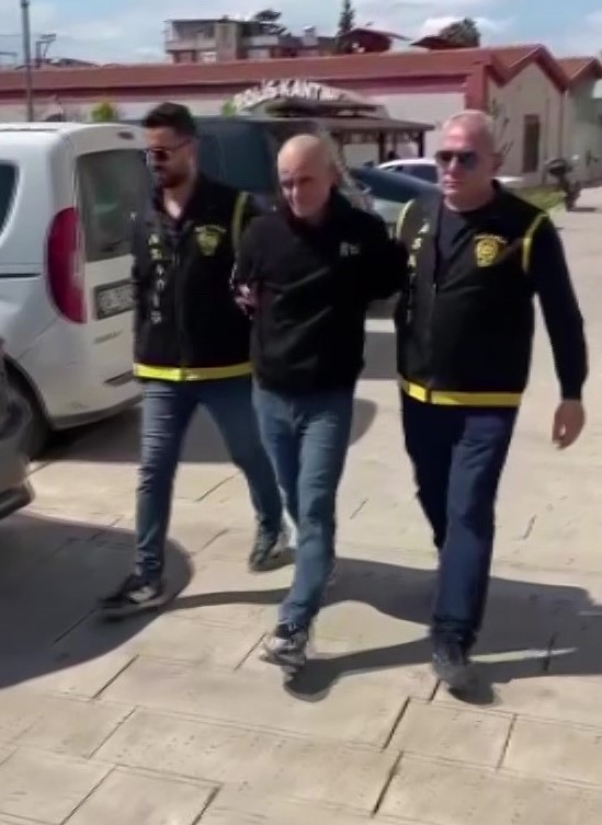 ayni gece hem is yerini hem otomobili soydu supheli tutuklandi 0