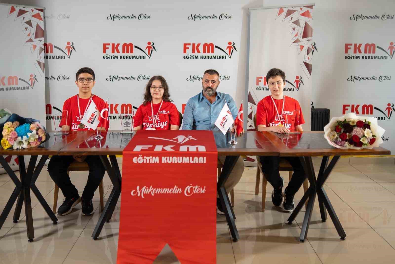 ayni okuldan 3 turkiye birincisi cikti 0 GYlG8kT6