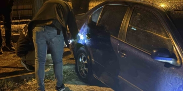 ayni-otoparktaki-5-otomobilin-lastigini-kestiler-mabBfRl3.jpg