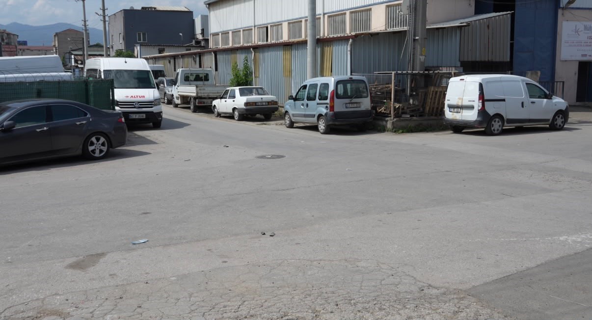 ayni sokakta pes pese kazalar kamerada 3 g5XO5nD7