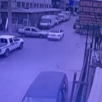 ayni-sokakta-pes-pese-kazalar-kamerada-ercL1QNl.jpg