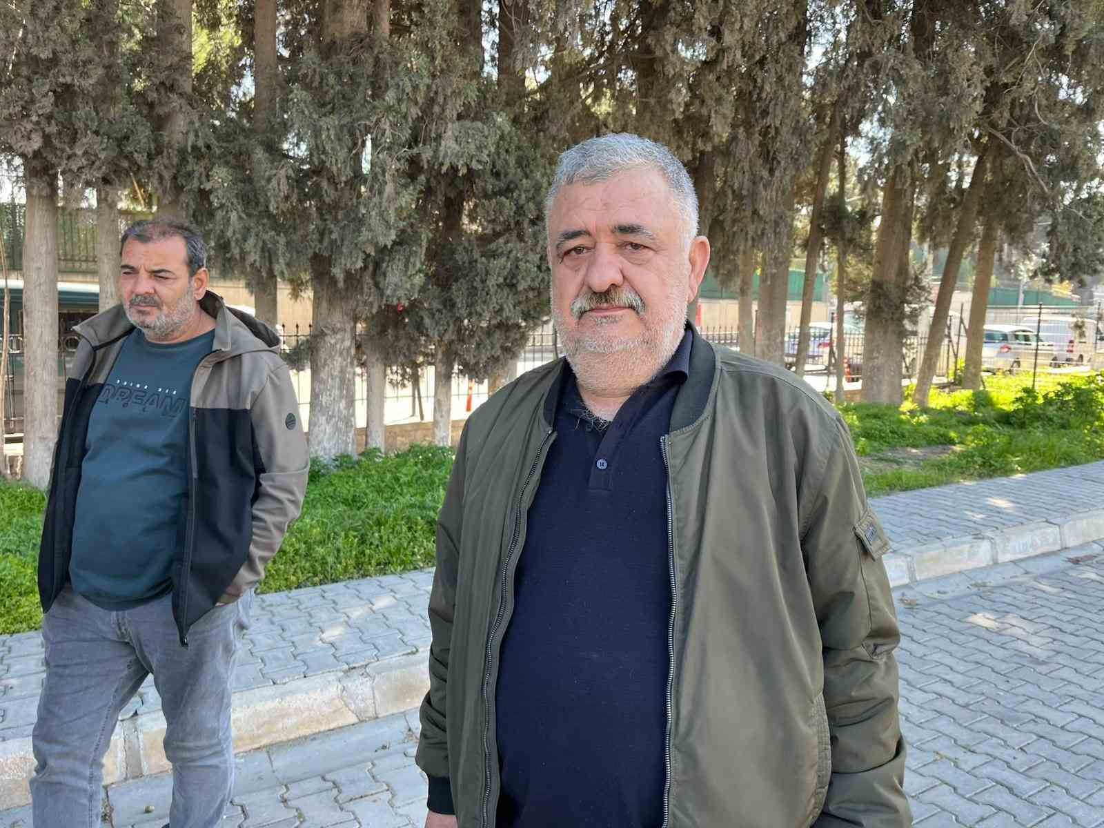 ayni taksi duraginda ikinci aci 5 bzZ2DXZa
