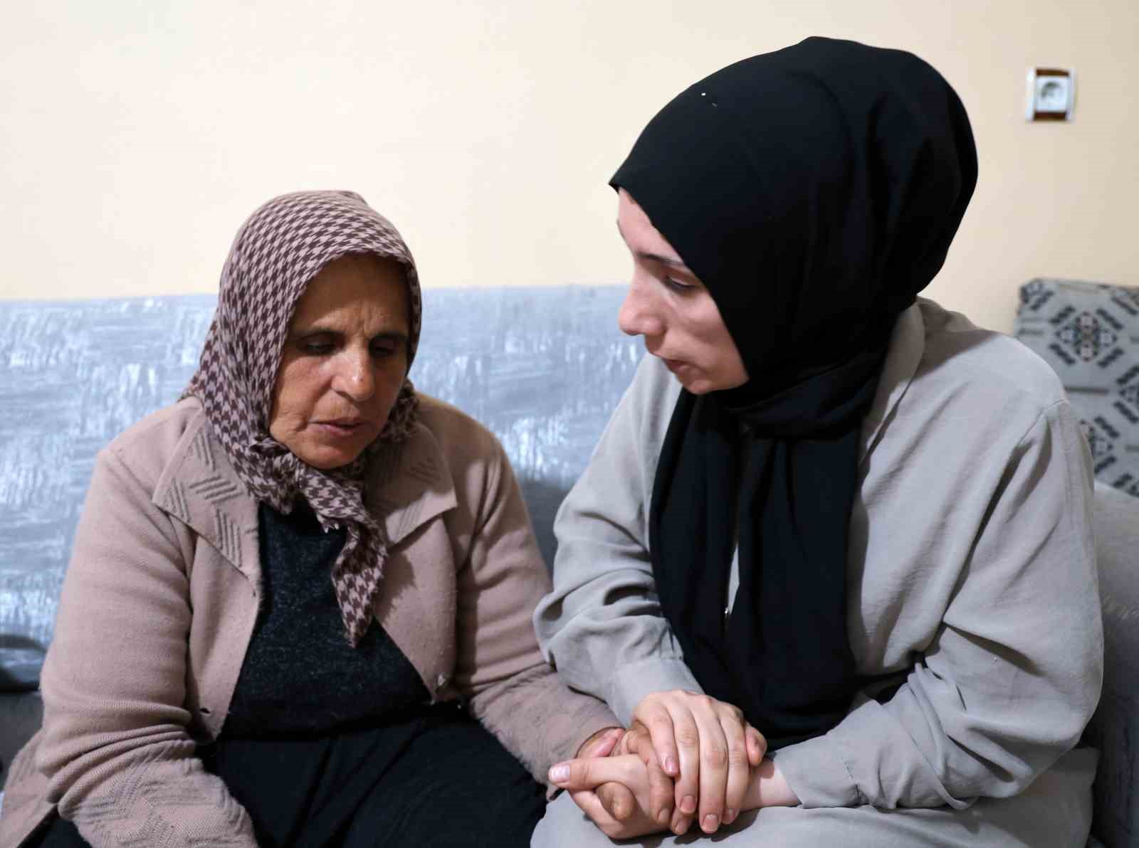ayri sehirler kayip hayatlar cesetleri bulunamayan gulistan doku ve mekiye akyelin ailesi diyarbakirda bir v9CMGNLM