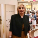 ayse-ceylan-topcunun-ilk-kitabi-buyuk-ilgi-gordu-V1XnlfMS.jpg