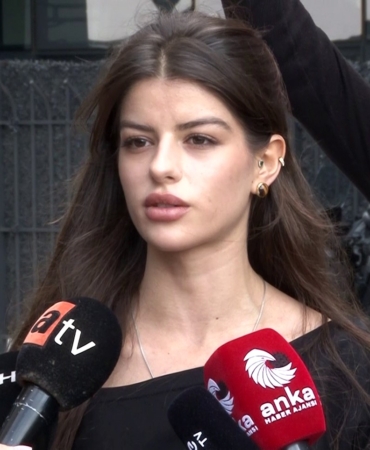 ayse-tokyazin-katil-zanlisina-bilgi-verdigi-iddia-edilen-iki-polisle-ilgili-sicak-gelisme-hzNOpIRg.jpg