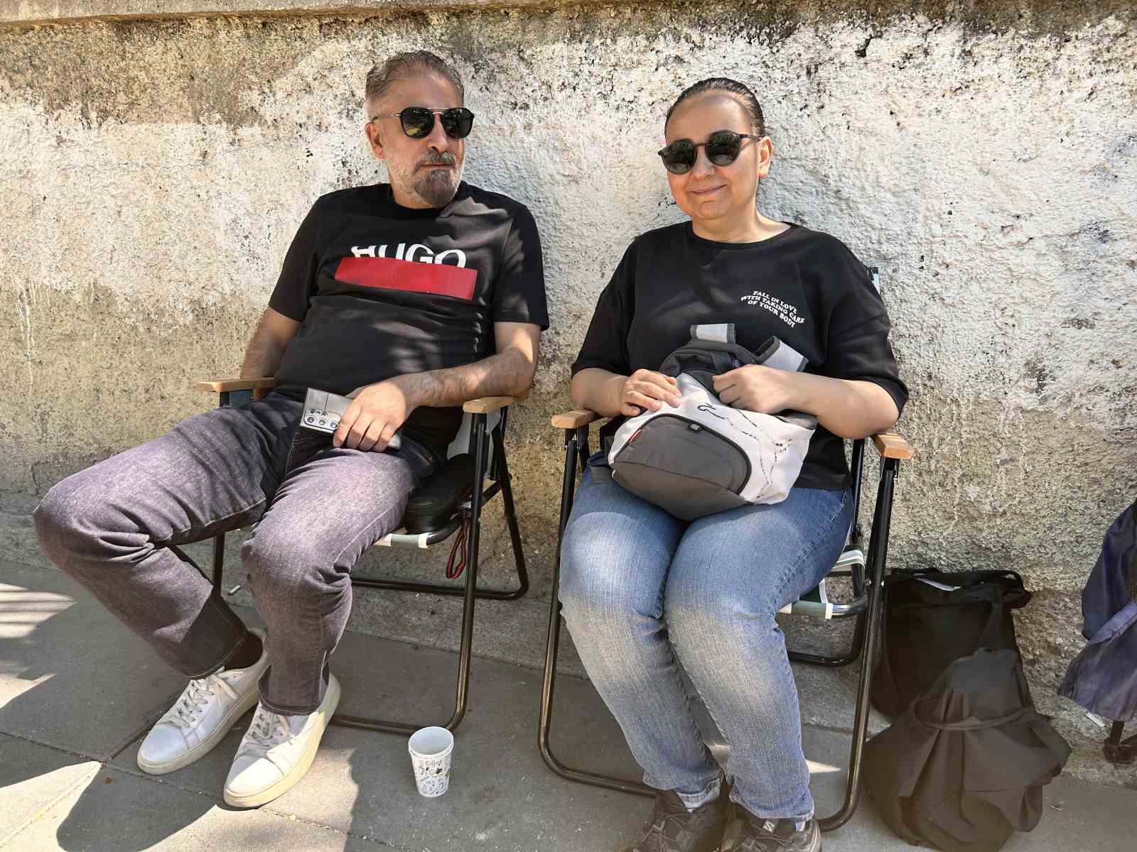 ayt sinavinda ailelerin heyecanli bekleyisi suruyor 1 qalhWQC4