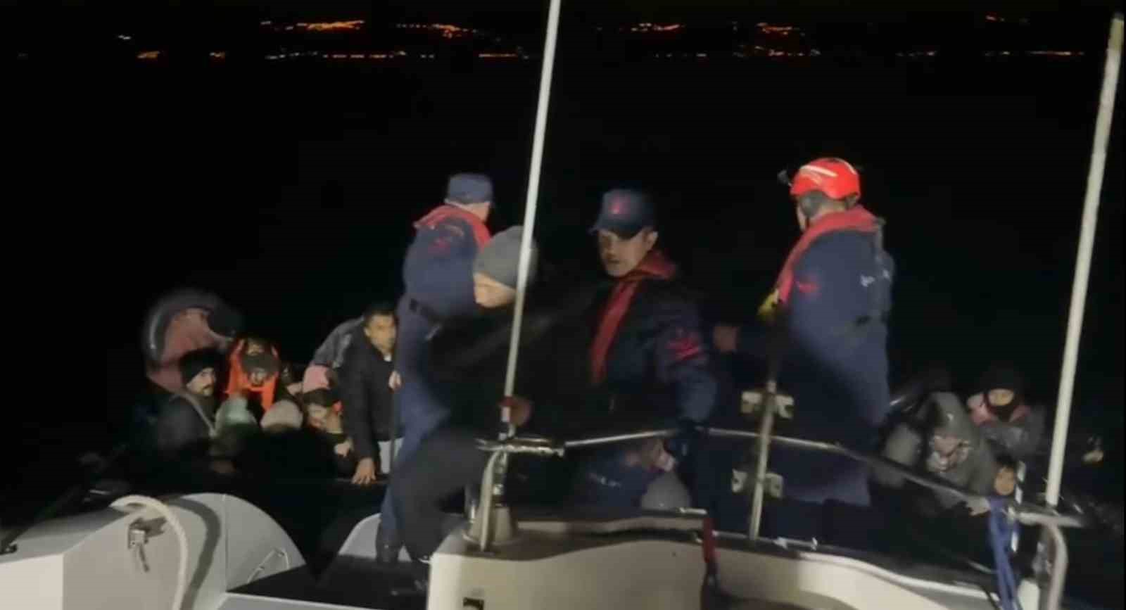 ayvacik aciklarinda 30 kacak gocmen yakalandi 0 59GjB7SZ