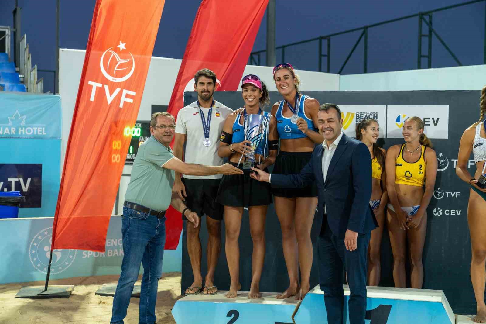 ayvalik dunya plaj voleybolu heyecanina ev sahipligi yapti 1 6PIs6kSk