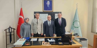 ayvalik-meslek-yuksekokulu-ile-ayal-arasinda-is-birligi-protokolu-wtaUmSXe.jpg