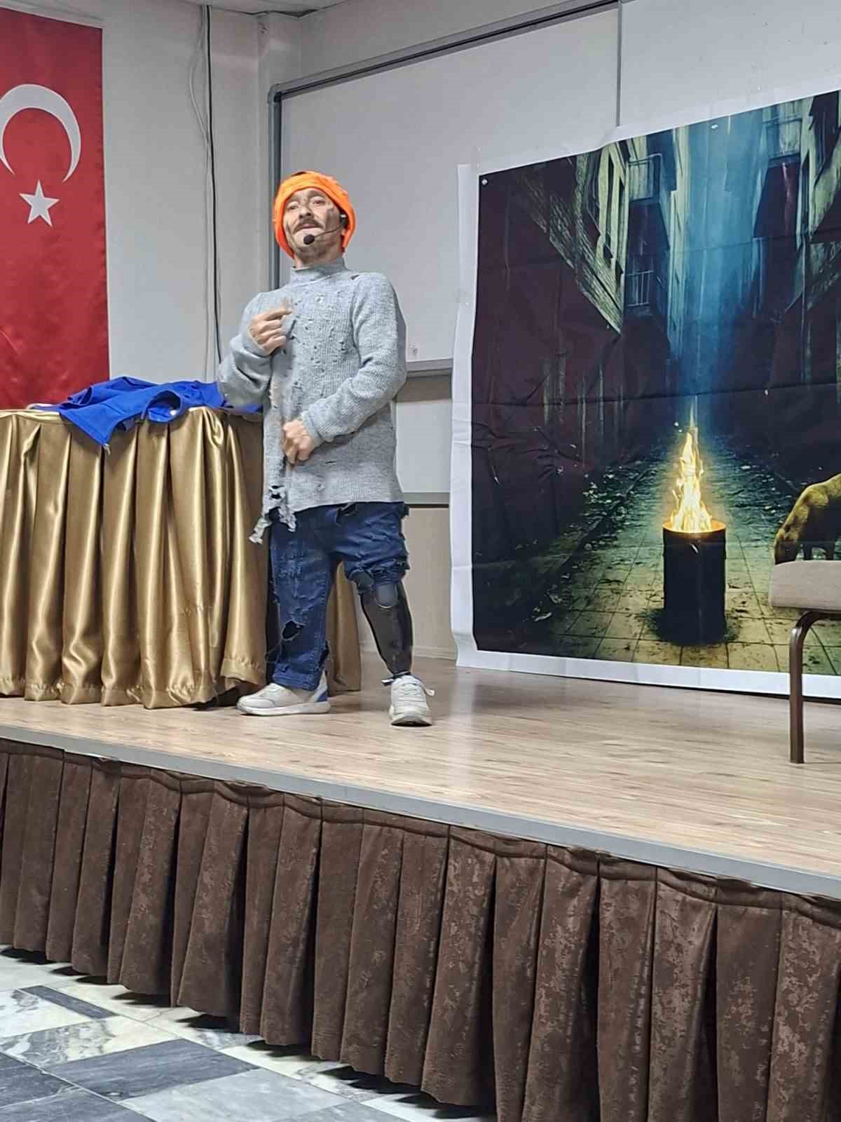 ayvalikli engelli oyuncudan yalniz bir adamin hikayesi 2 YUFJ1hBs