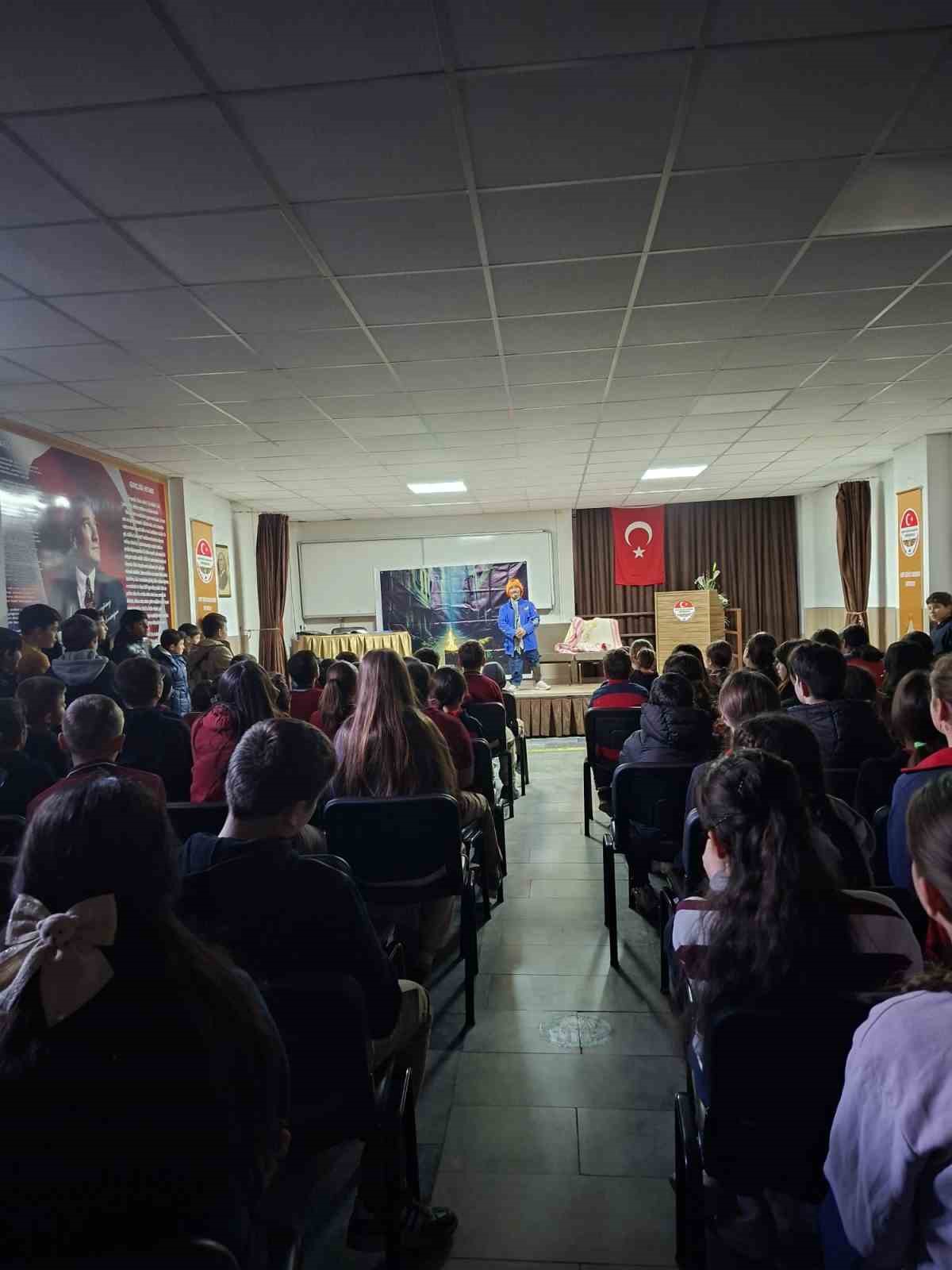 ayvalikli engelli oyuncudan yalniz bir adamin hikayesi 3 LvuvF9ee