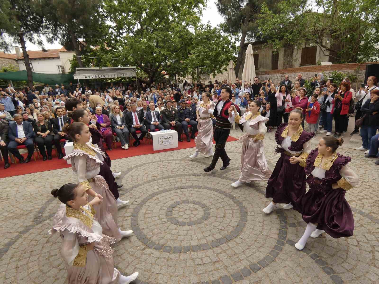 ayvalikta 9 kucukkoy teferic senlikleri coskuyla basladi 0 YKn8LWRk