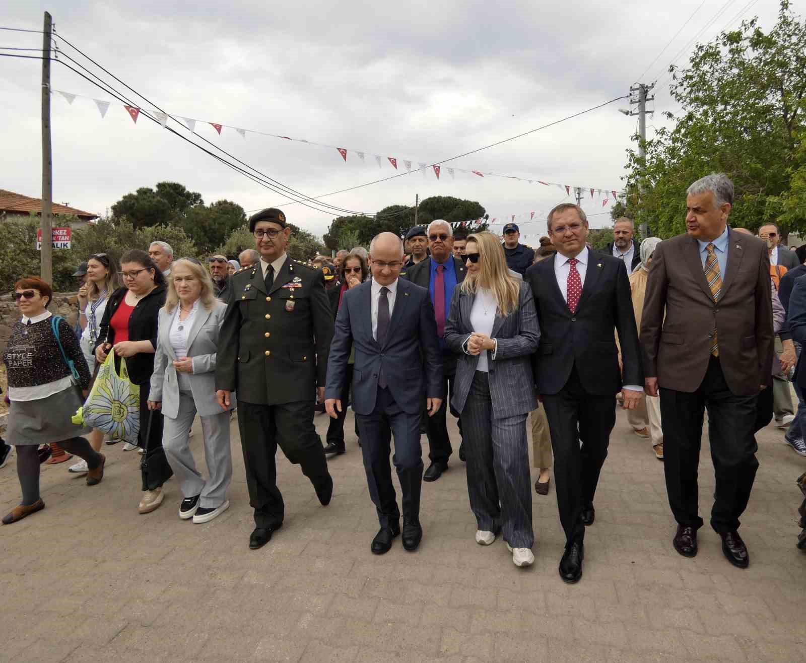 ayvalikta 9 kucukkoy teferic senlikleri coskuyla basladi 1 K6wiEgkX