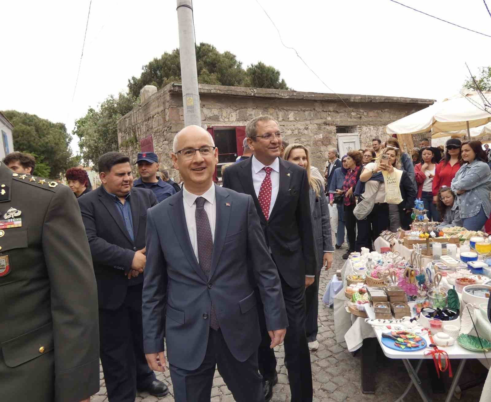 ayvalikta 9 kucukkoy teferic senlikleri coskuyla basladi 3 BSRrBE2O