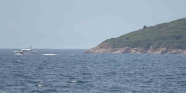 ayvalikta-denizde-kaybolan-genci-arama-calismalari-araliksiz-suruyor-fxvu7I94.jpg
