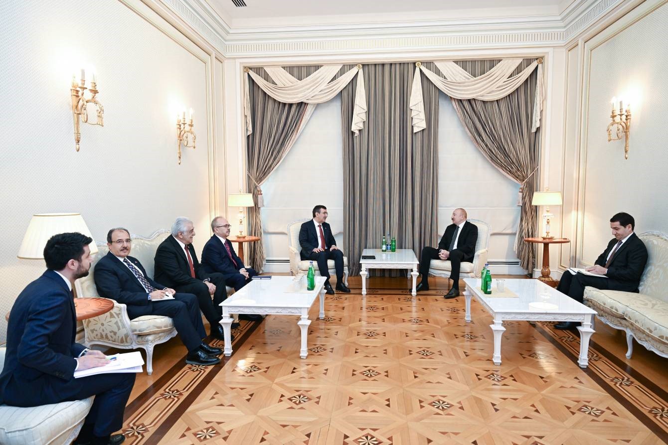 Azerbaycan Cumhurbaşkanı Aliyev, Cumhurbaşkanı Yardımcısı Yılmaz’ı kabul etti 4 azerbaycan cumhurbaskani aliyev cumhurbaskani yardimcisi yilmazi kabul etti 0 3JVyiD3c
