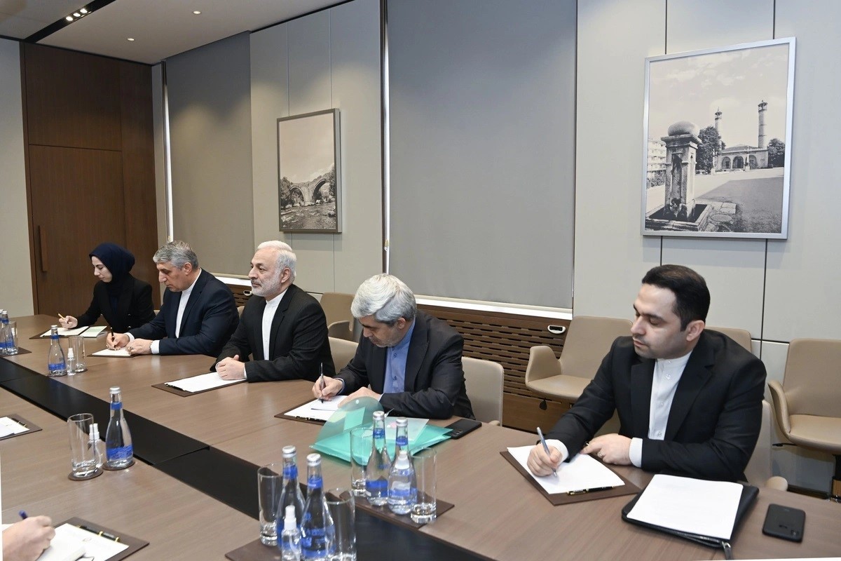 azerbaycan disisleri bakani bayramov iran disisleri bakan yardimcisi celalzade ile gorustu 1 mV4ZPeF2