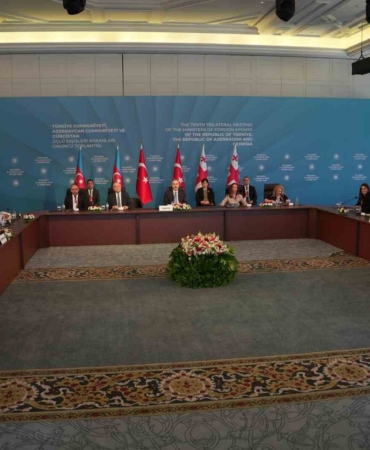 azerbaycan-ve-gurcistan-disisleri-bakanlarindan-bolge-icin-baris-mesaji-YMlOjRjM.jpg