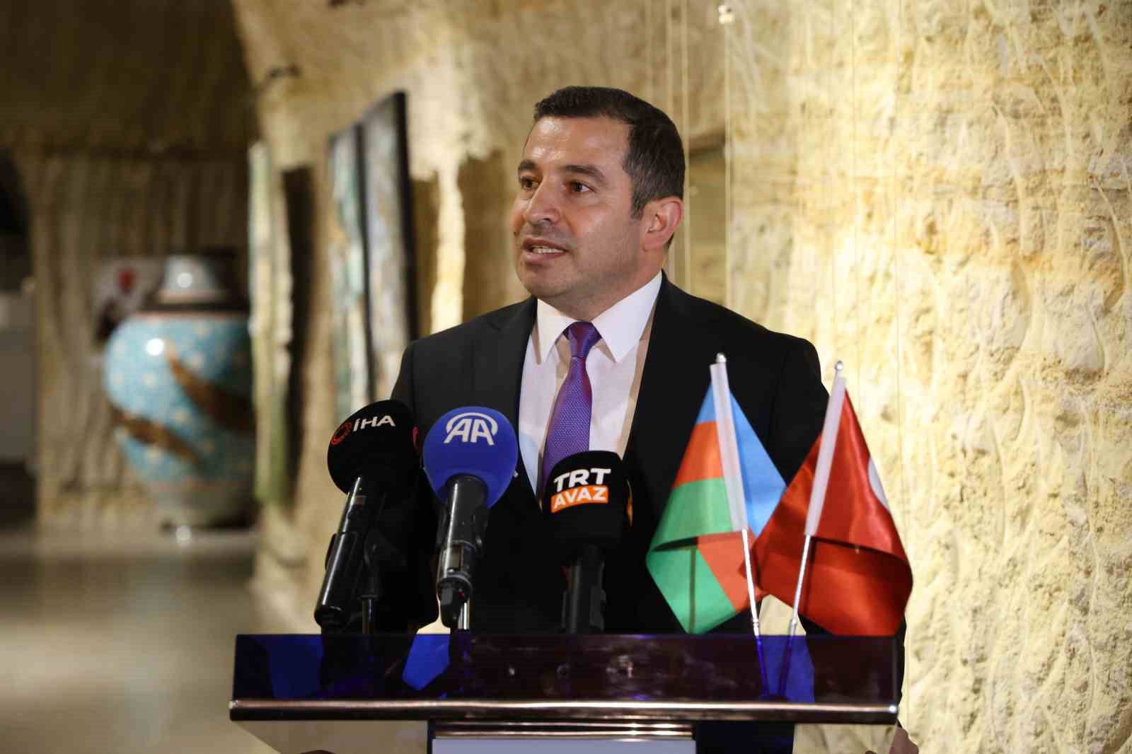 azerbaycanin 108 kurulus yilinda nevsehirde fotograf sergisi 3 DsAzlDnI