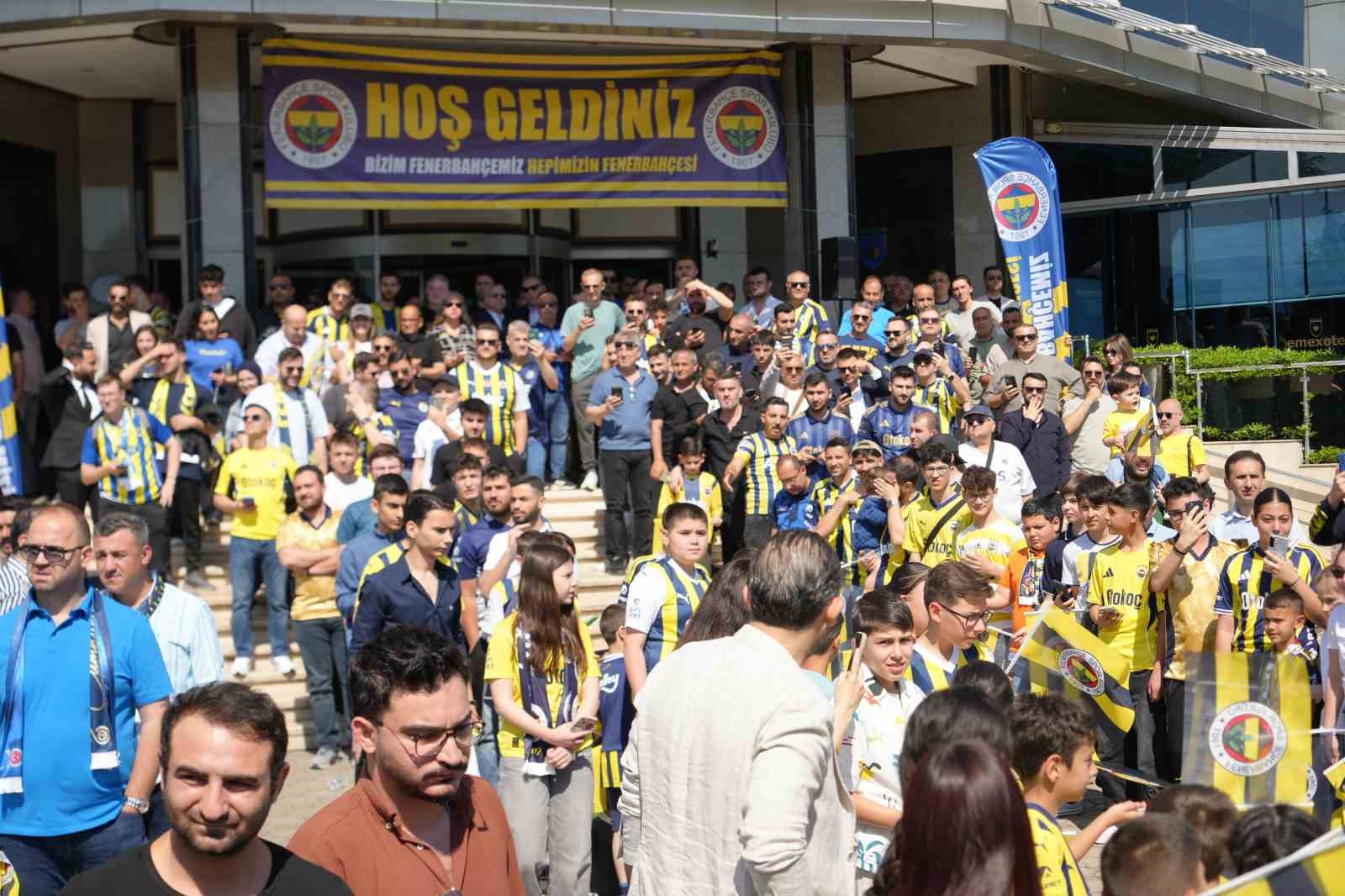 aziz yildirim iki santrforla prensipte anlastik 4 BPKTWcLK
