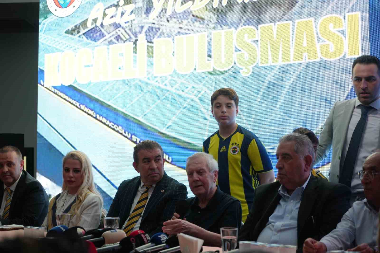 aziz yildirim iki santrforla prensipte anlastik 7 9mAav68O