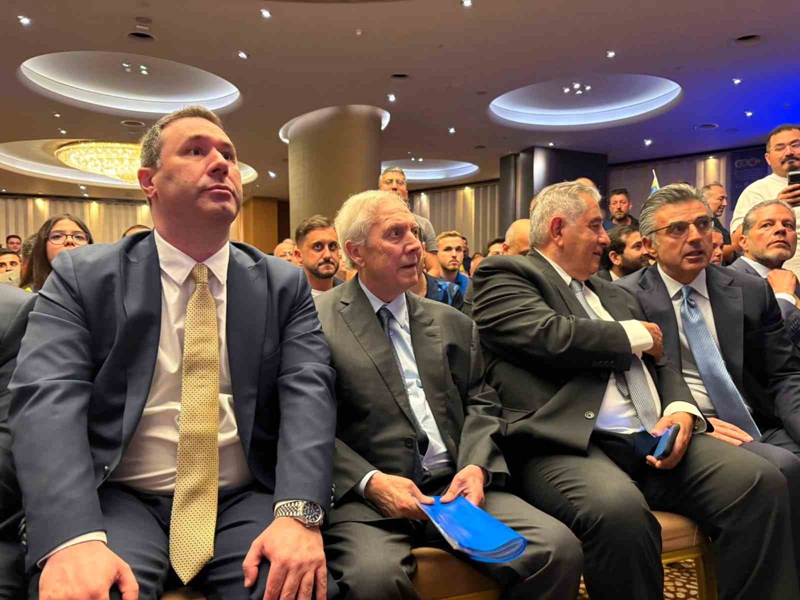 aziz yildirim izmirde kongre uyeleriyle bir araya geldi 1 HwdACQOf