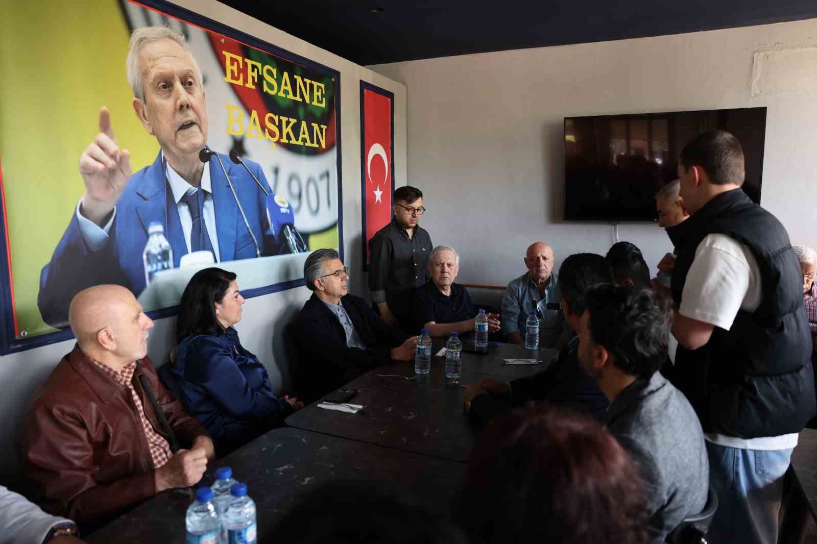 aziz yildirim sampiyon boksorlerle bir araya geldi 0 YCVeYdV3