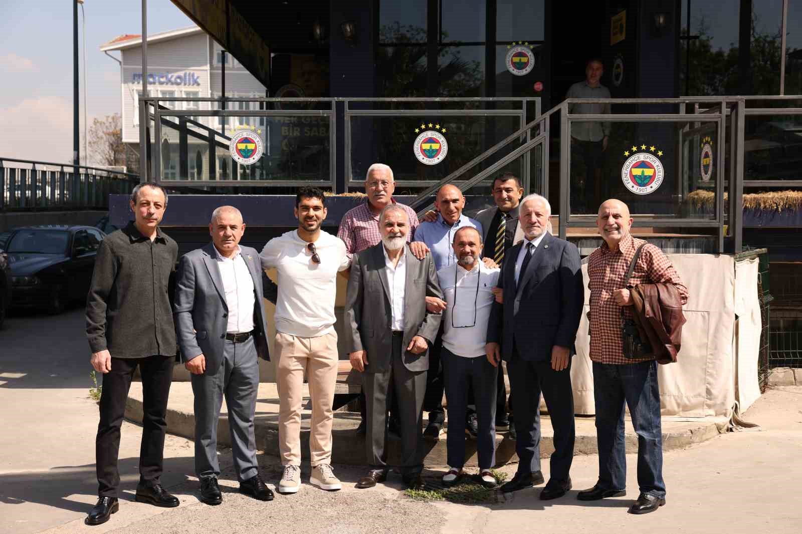 aziz yildirim sampiyon boksorlerle bir araya geldi 9 kcV3Vrm2