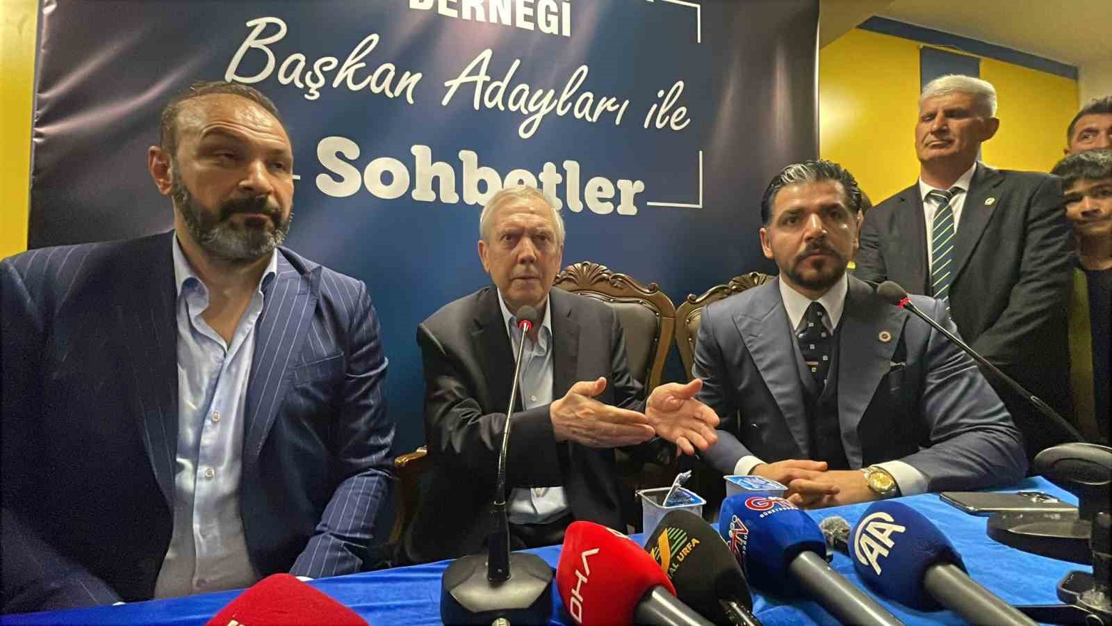 aziz yildirim taraftarla bir araya geldi 0 3rLqQm4t