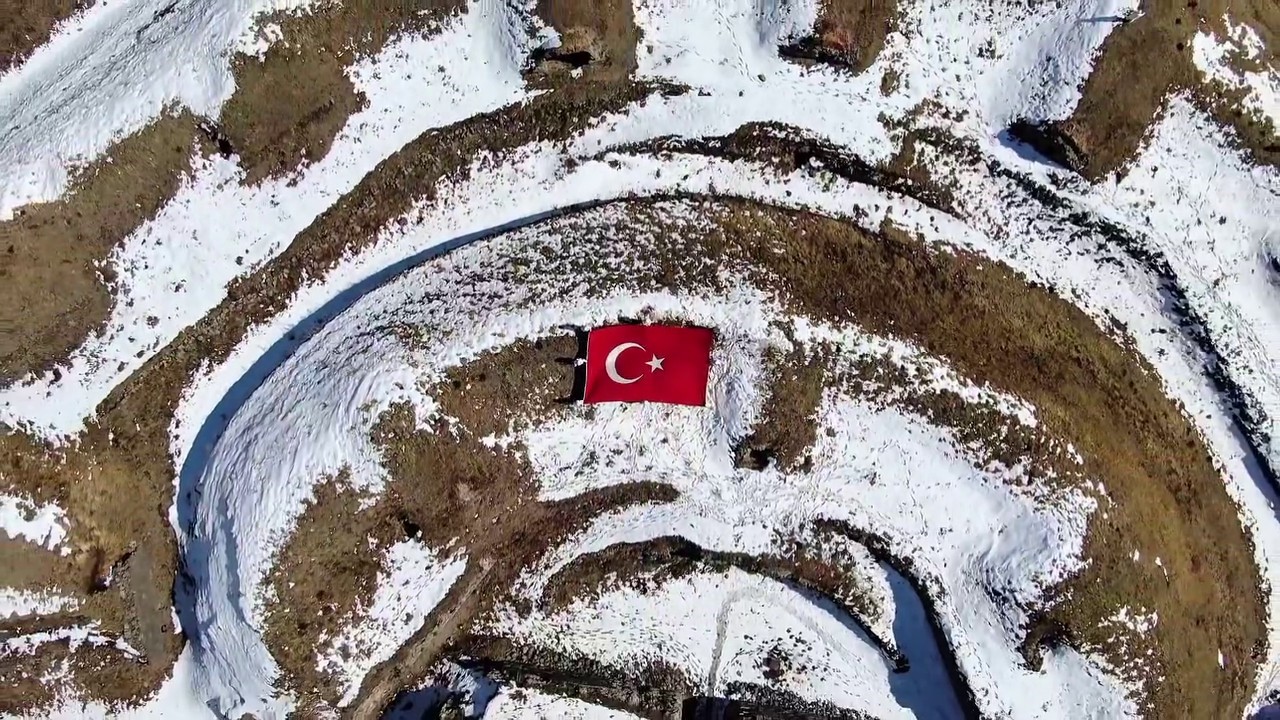 Aziziye Zaferi’nin 148’inci yıldönümünde Mehmetçik’ten ecdada vefa 17 aziziye zaferinin 148inci yildonumunde mehmetcikten ecdada vefa 13 ZzXOJHOr
