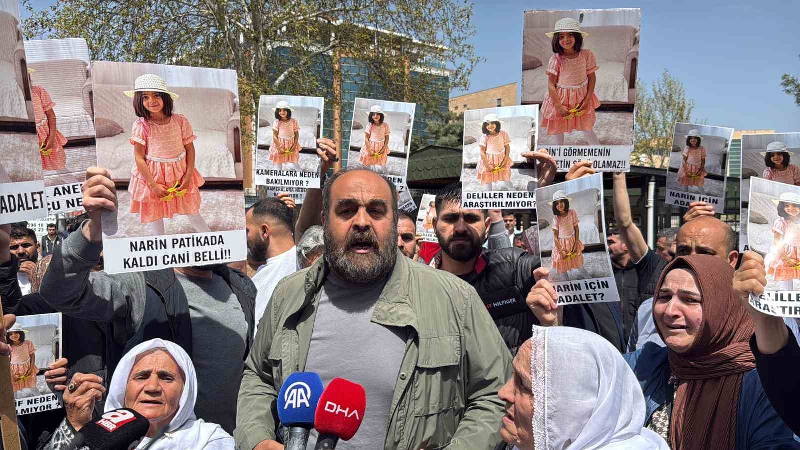 baba guran narinin vebali bu toplumun ustundedir 0 O6Waw84I