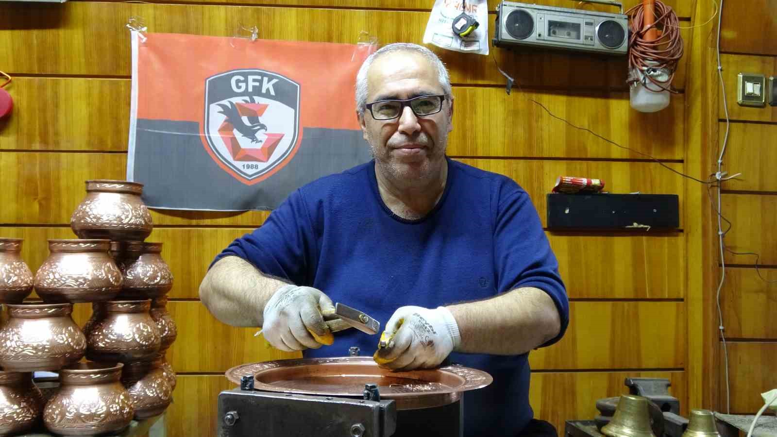 baba meslegi bakirciligi 40 yildir ayni dukkanda surduruyor 2 CD9wTMLT