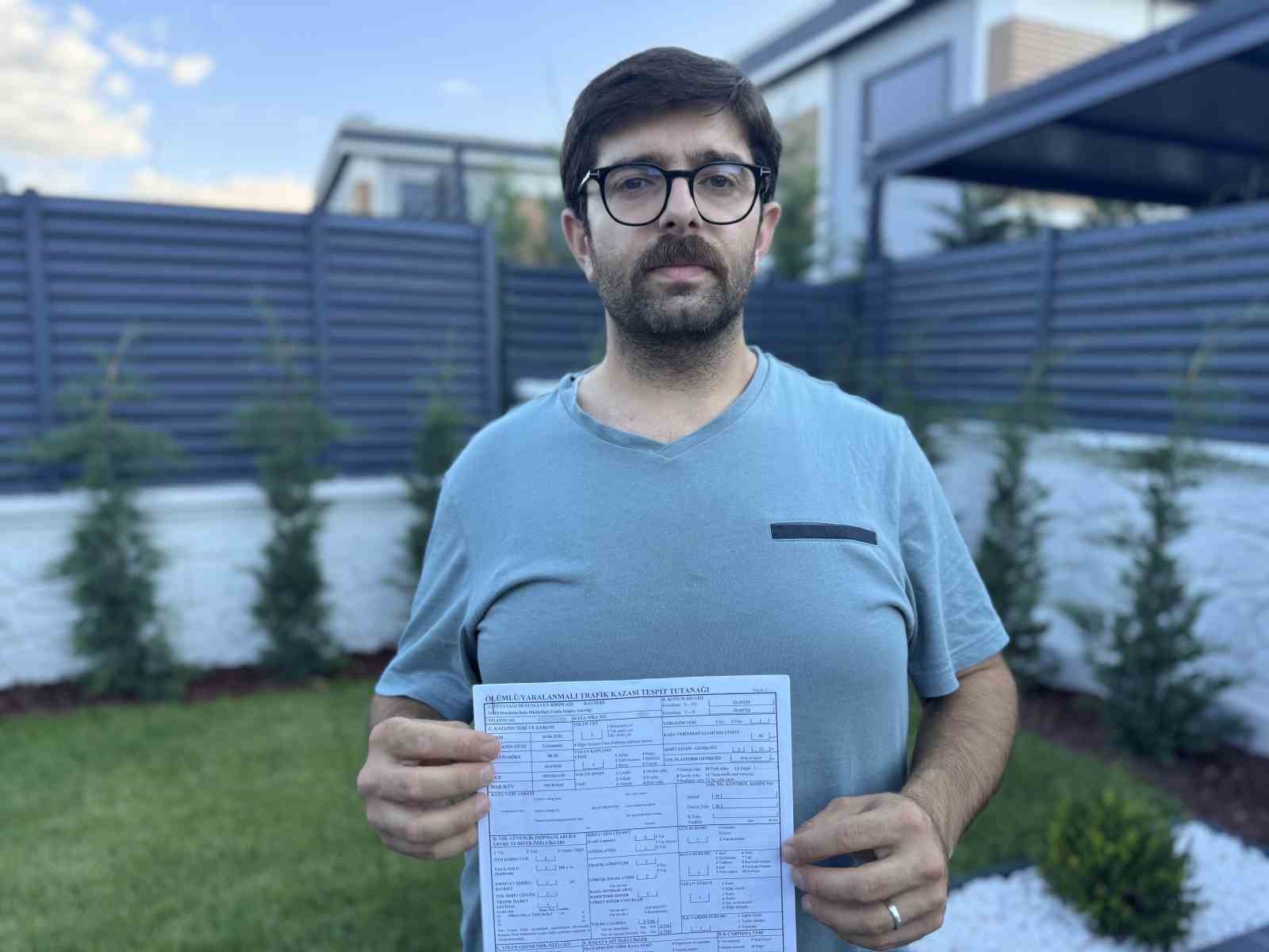 baba ogulun yaralandigi trafik kazasi kamerada 2