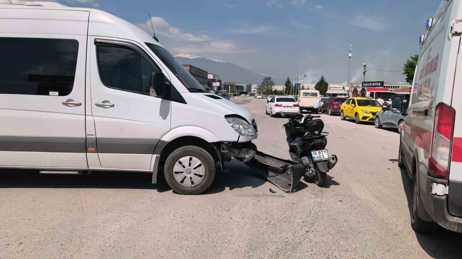 baba ve kizi motosiklet kazasinda yaralandi 2