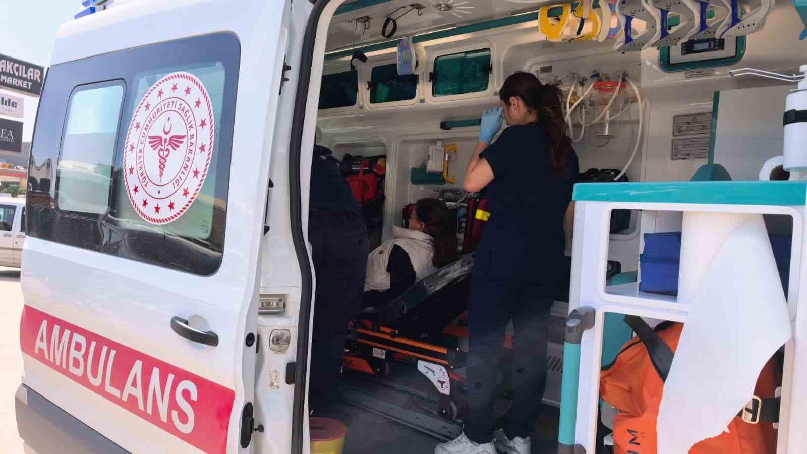 baba ve kizi motosiklet kazasinda yaralandi 3