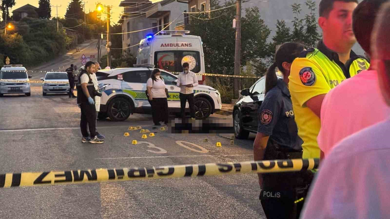 baba ve oglunu olduren kanser hastasi yasli adam tahliye edildi 0 Y57XkwvE