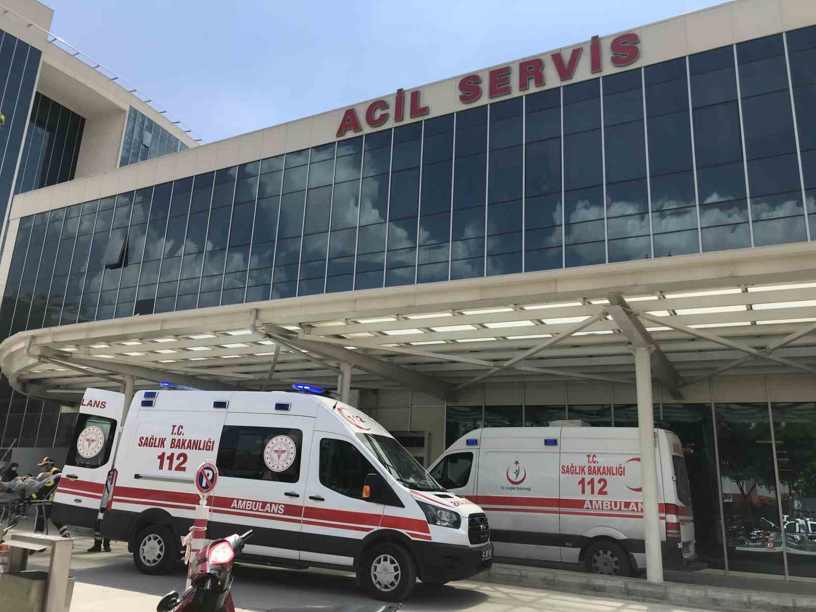 baba ve oglunun bicakla saldirdigi galerici oldu 1 br8BZYvG