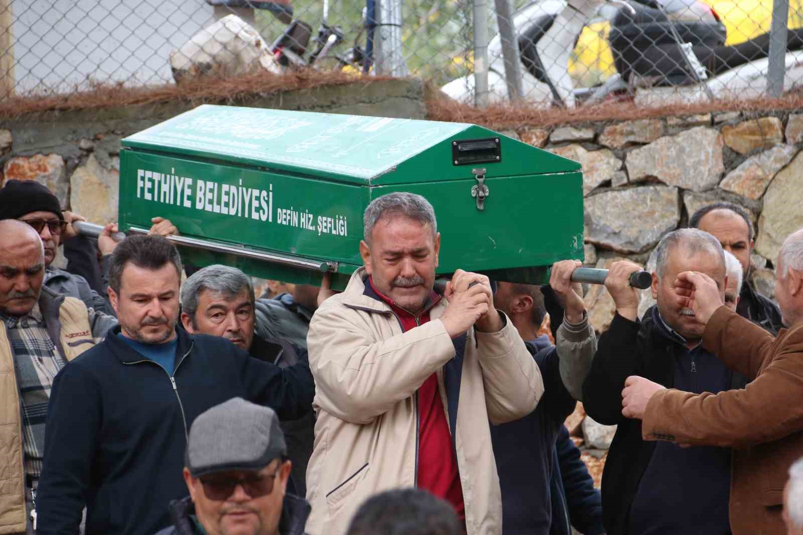 babaanne ve 3 yasindaki torunu topraga verildi 2 anXuAd73