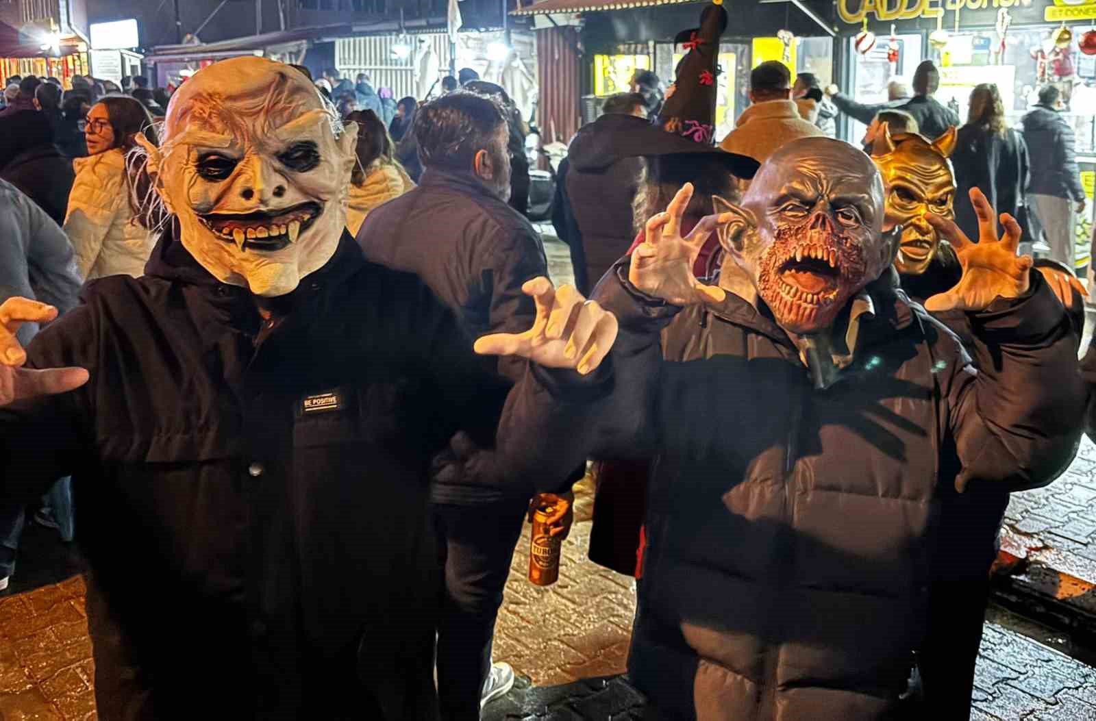 babaeskide asirlik balkan gelenegi koleda kutlandi 0 EZ7k5jKw