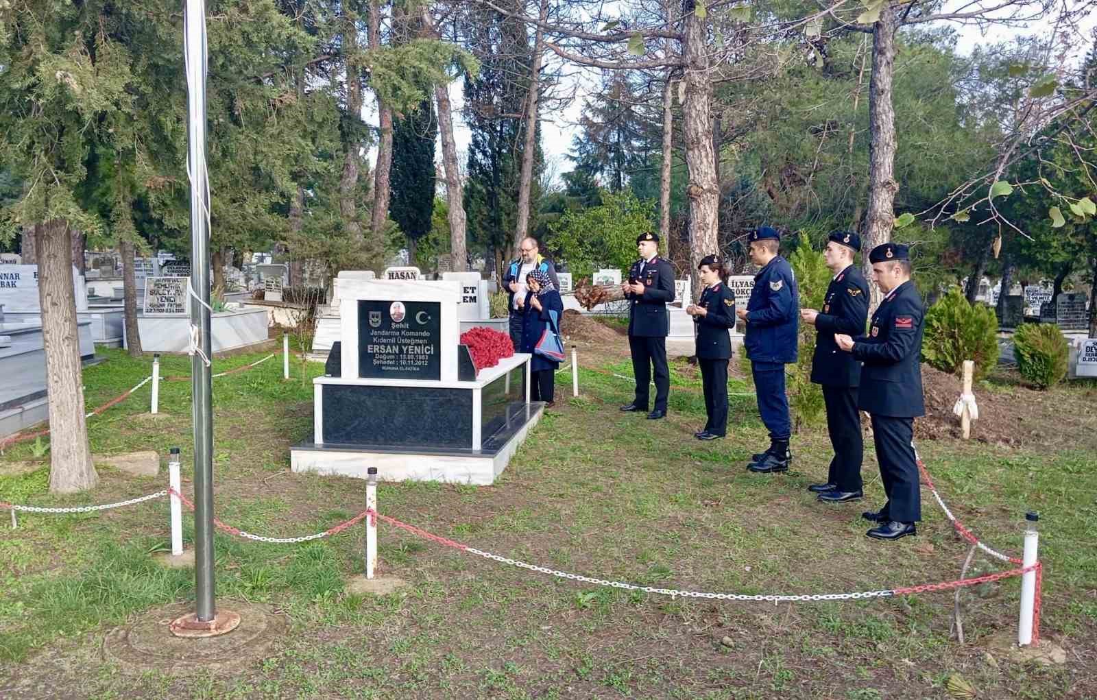 babaeskide sehit ustegmen mezari basinda anildi 1 2at1Ai2U