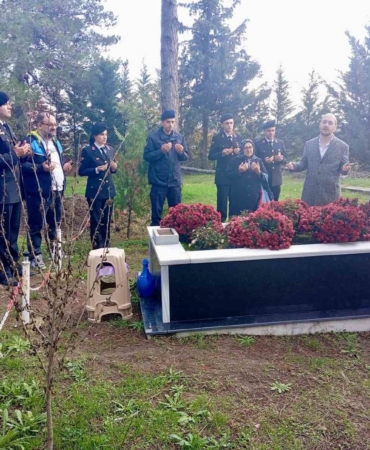 babaeskide-sehit-ustegmen-mezari-basinda-anildi-JIrRHkEw.jpg
