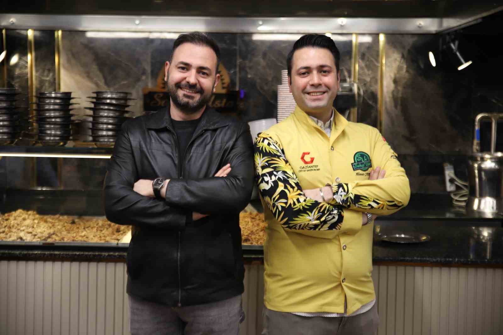 Babalarından kalan 54 yıllık lokantayı ayakta tutuyorlar 10 babalarindan kalan 54 yillik lokantayi ayakta tutuyorlar 6 IQ9I7MhN
