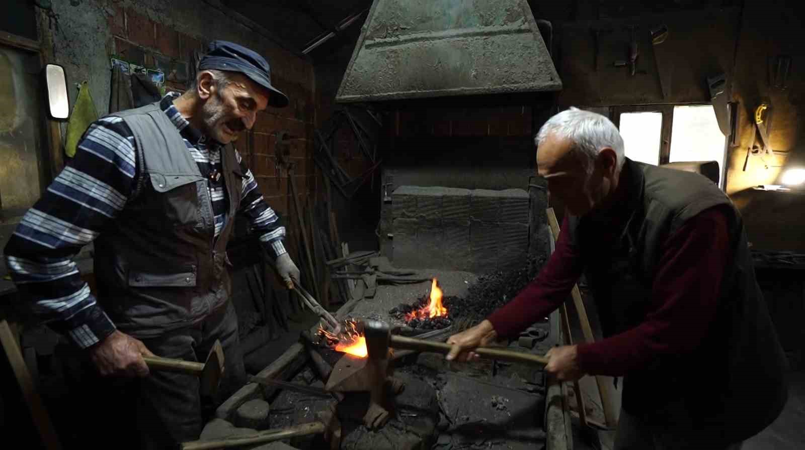 babalarindan kalan ocagi sondurmuyorlar 1 QCHgYF72