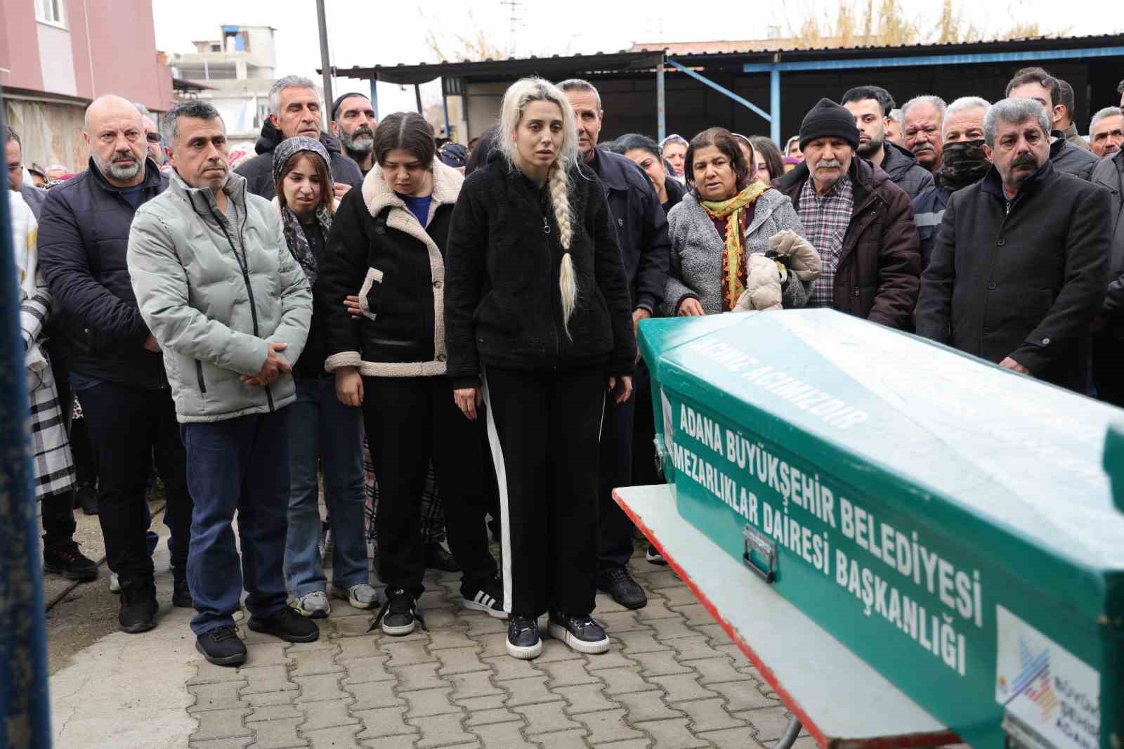 babalarinin oldurdugu kardesler yan yana topraga verildi 8 5TWyrNhZ