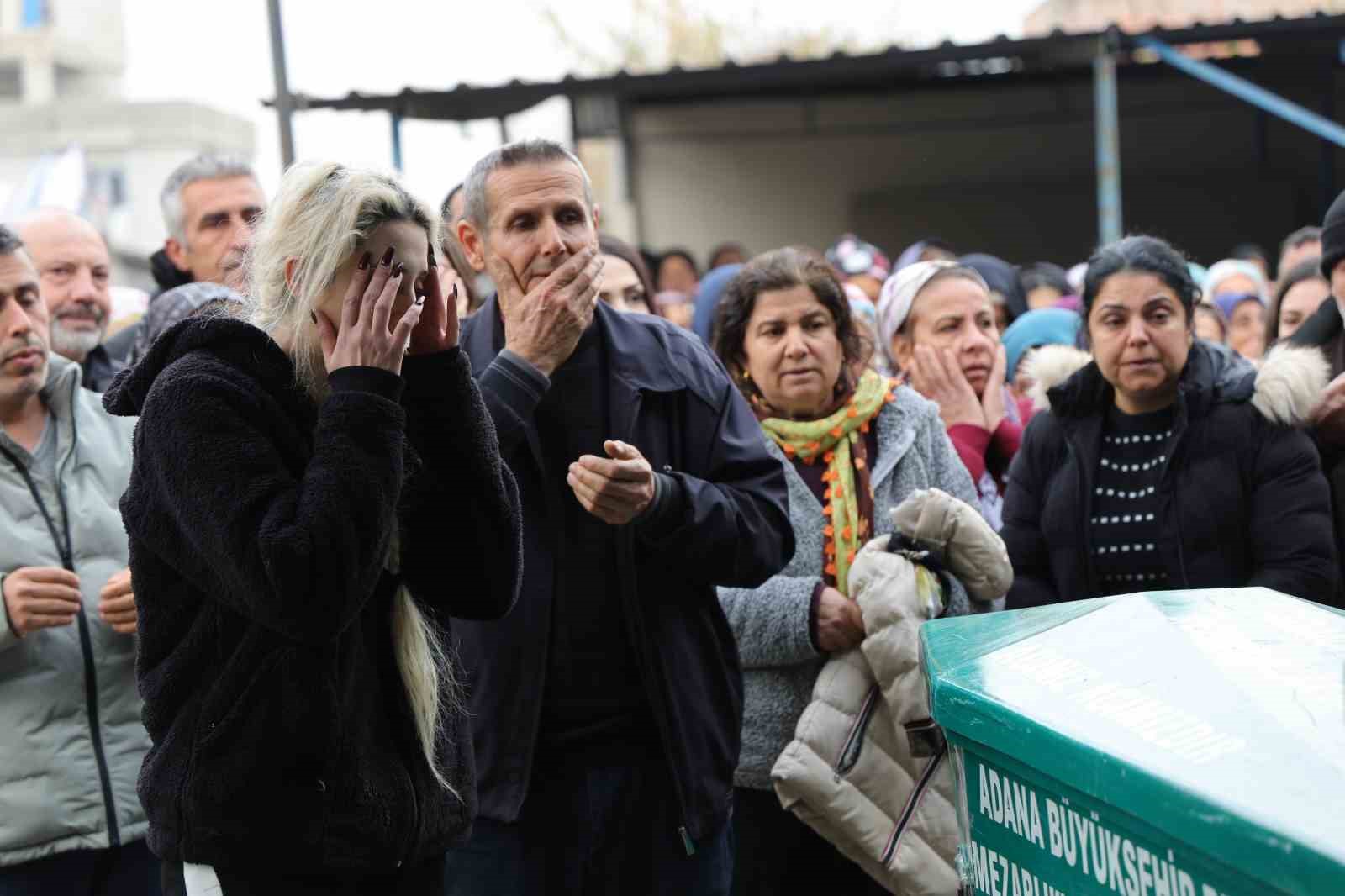 babalarinin oldurdugu kardesler yan yana topraga verildi 9 ACggYDZp