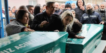 babalarinin-oldurdugu-kardesler-yan-yana-topraga-verildi-vabttXsJ.jpg