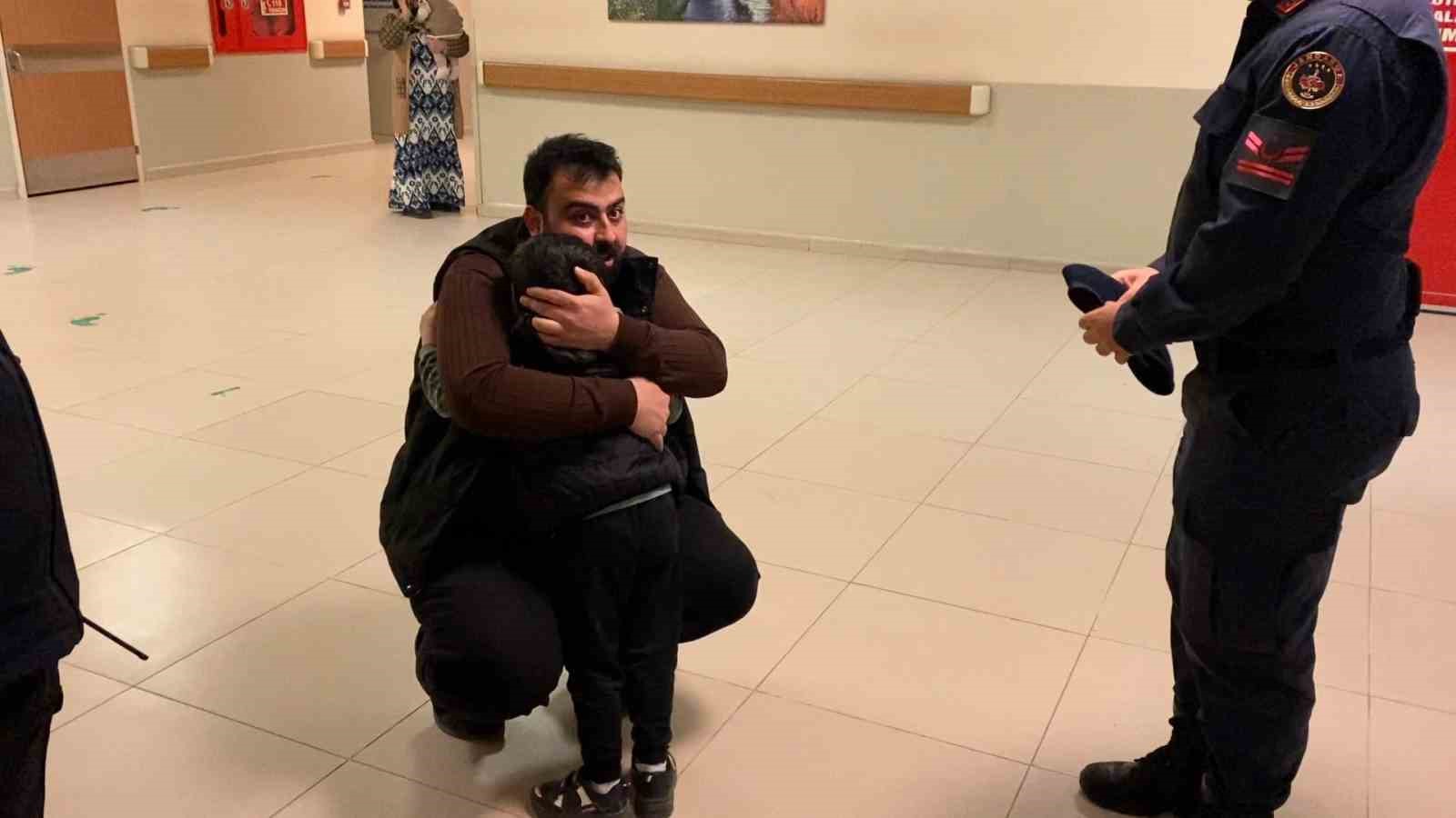 babasi hastanede tedavi olurken kaybolan cocuk icin ekipler seferber oldu 1 LjlslFns